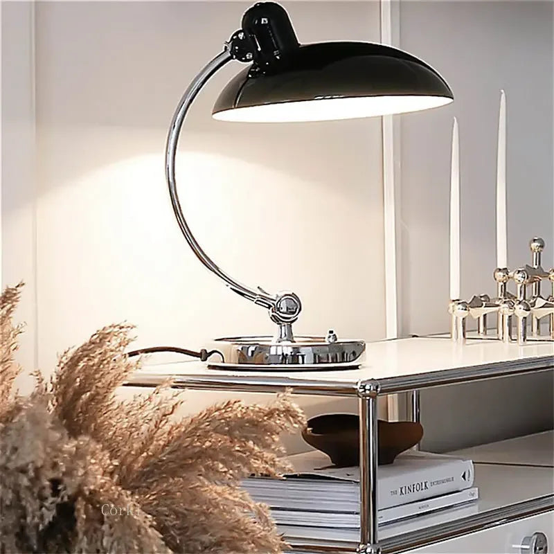 ScandinaveGlow - Lampe de table danoise. Kaiser Ideall inspiré