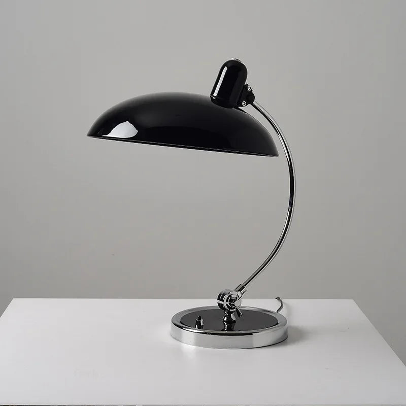 ScandinaveGlow - Lampe de table danoise. Kaiser Ideall inspiré