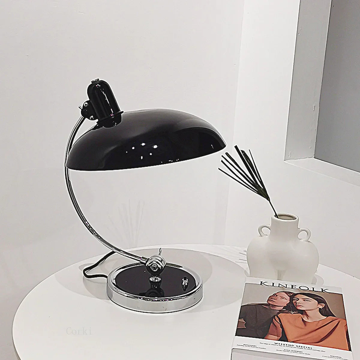 ScandinaveGlow - Lampe de table danoise. Kaiser Ideall inspiré