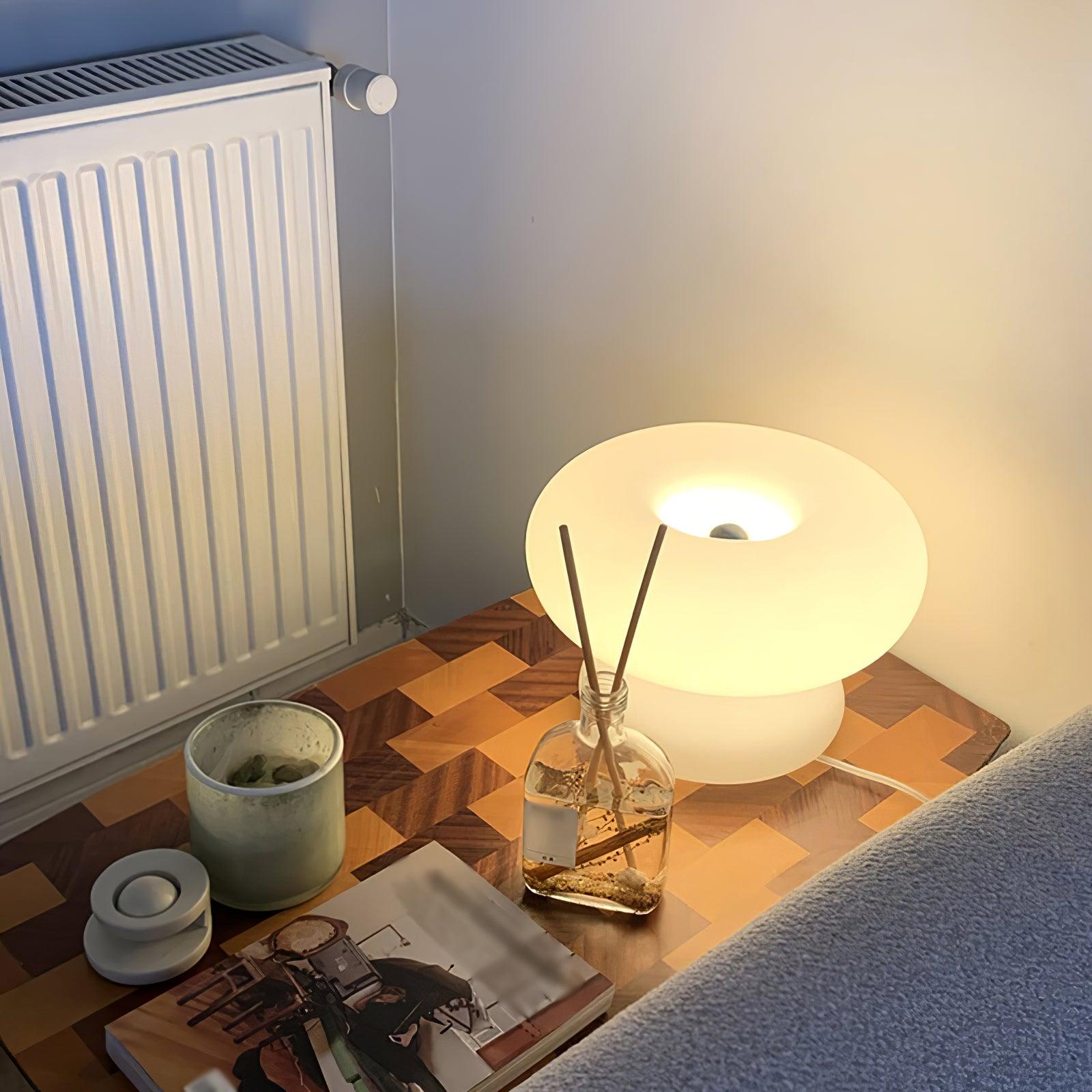 DonutLamp - myk og lys bordlampe, perfekt for alle rom