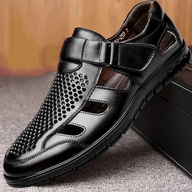 Echtes Leder Herren Business Casual Hohlarbeit mit Löchern Ledersandalen