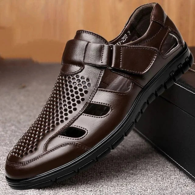 Echtes Leder Herren Business Casual Hohlarbeit mit Löchern Ledersandalen