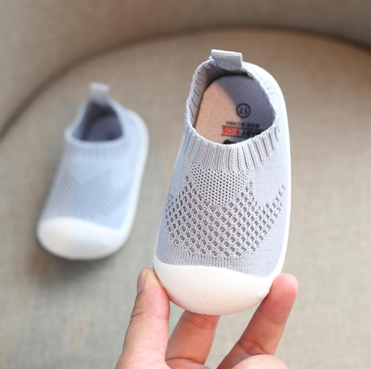 Chaussures bébé respirantes et antidérapantes