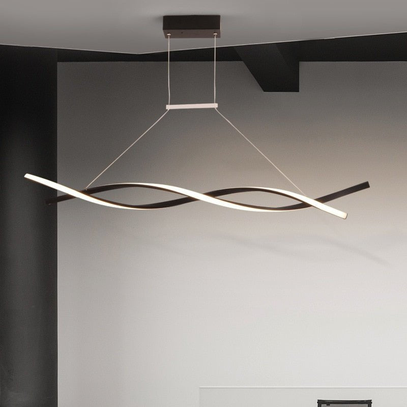 Lampe suspendue torsadée minimaliste