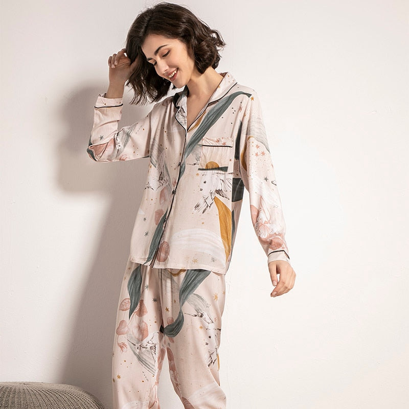 Dames pyjama met lange mouwen en bloemenprint