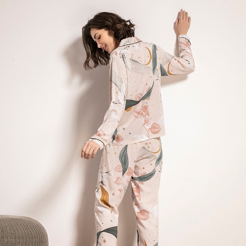 Dames pyjama met lange mouwen en bloemenprint