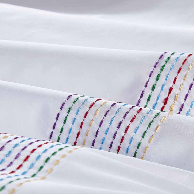 Abyad Hotel Rainbow Stitch Bettwäsche-Set aus ägyptischer Baumwolle