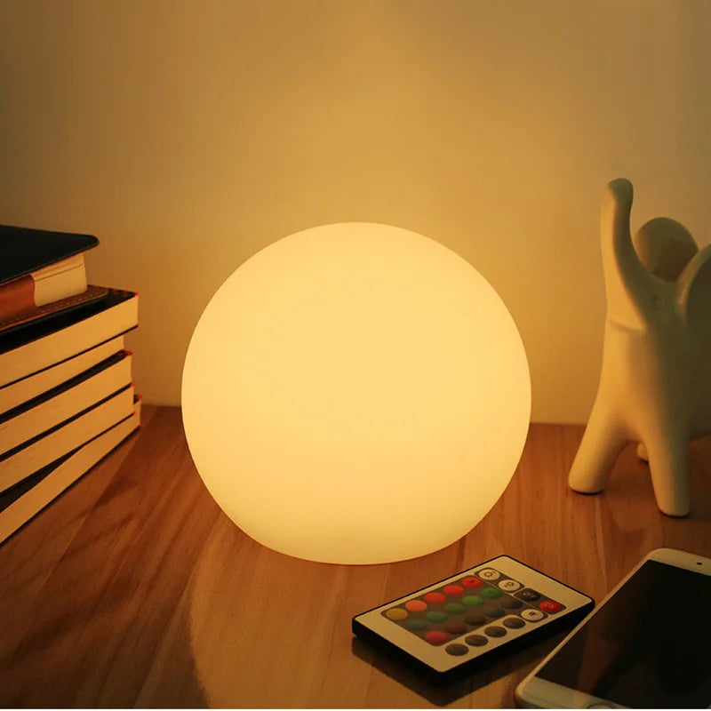 Lampe de table en forme de globe