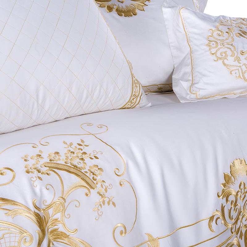 Set biancheria da letto con ricamo in cotone egiziano bianco DeLuxxe