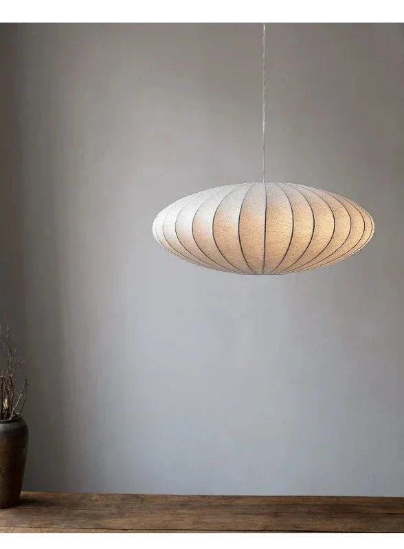 LumiSier - Lampe à suspension en soie avec couronne