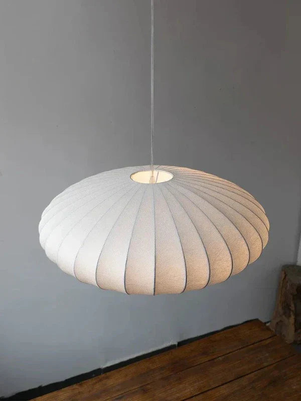 LumiSier - Lampe à suspension en soie avec couronne