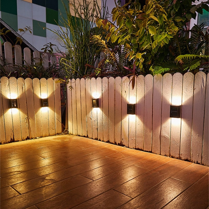 Fenceglow - Elegante illuminazione solare per recinzioni