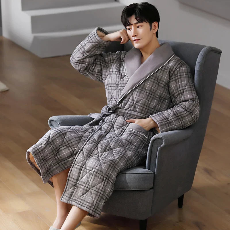 CozyLayer – Winter Bathrobe with 3 Layers