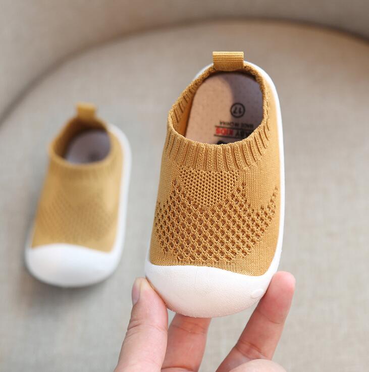 Chaussures bébé respirantes et antidérapantes