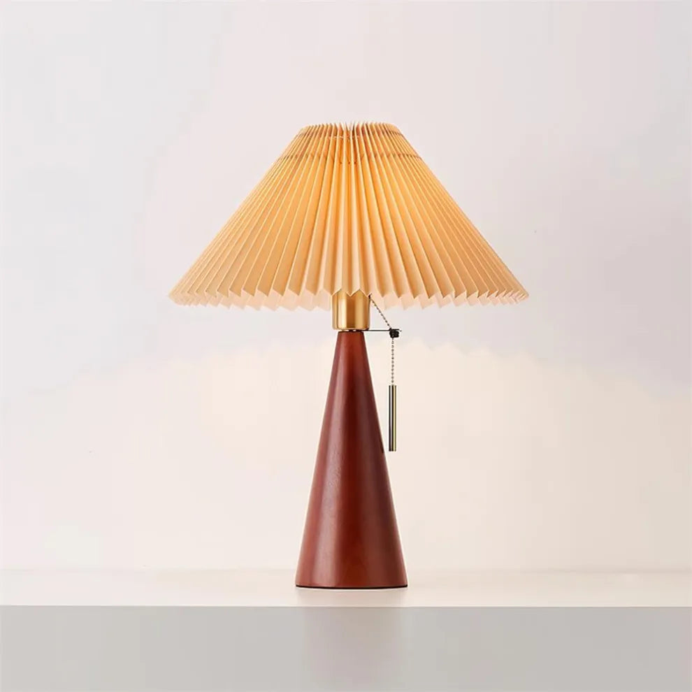 Welma Retro Wooden Lamp