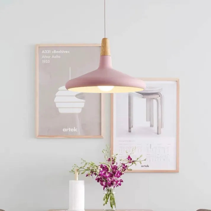 Macaron – Lampe à suspension conique en métal