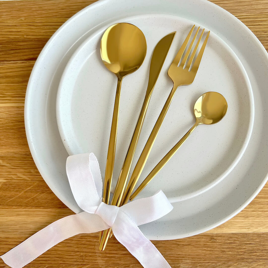 Minimalist Golden Flatware Set