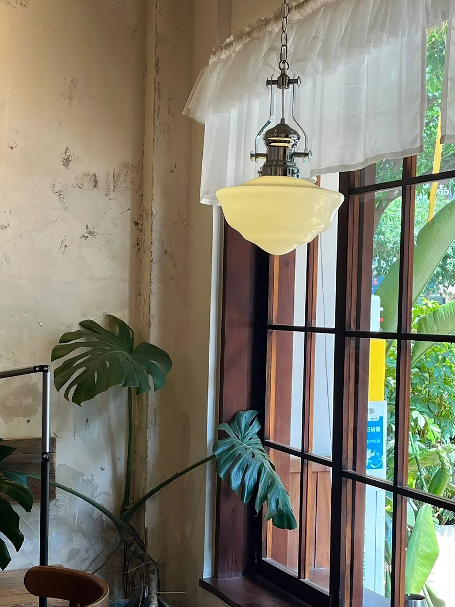 LavagnaLumiere – Lampe à suspension classique pour école