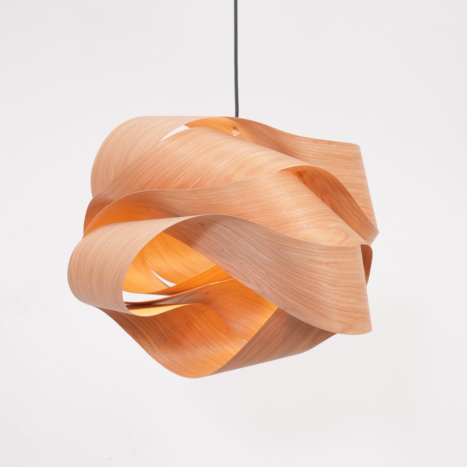 Linka - Elegant Pendant Lamp