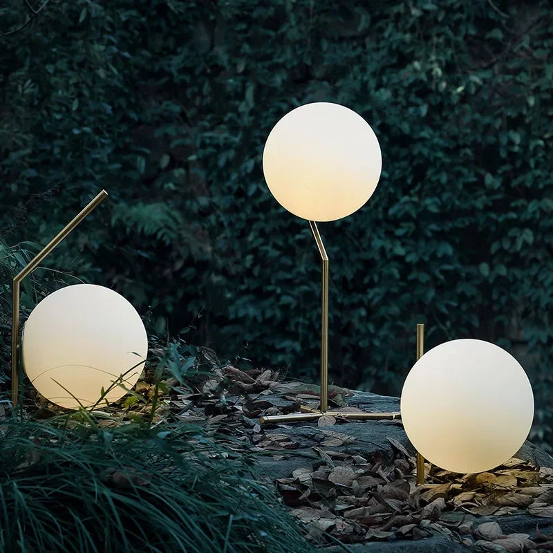 ClearEleganz - Modern minimalist round glass table lamp