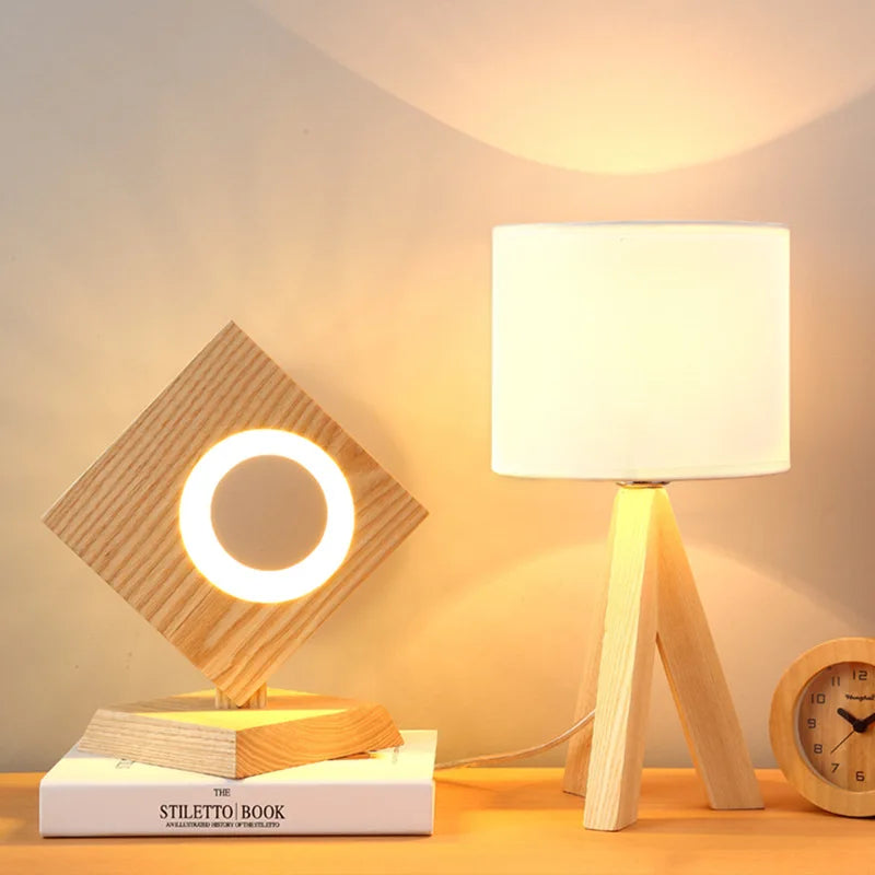 WoodEssence - Lampada da tavolo moderna in legno