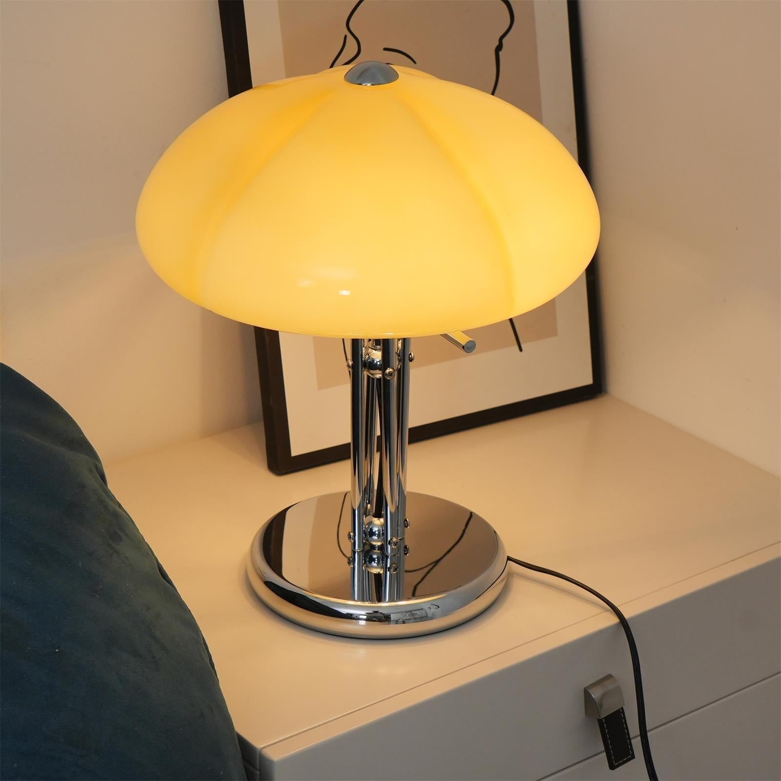 Mushroom Bauhaus bordlampe