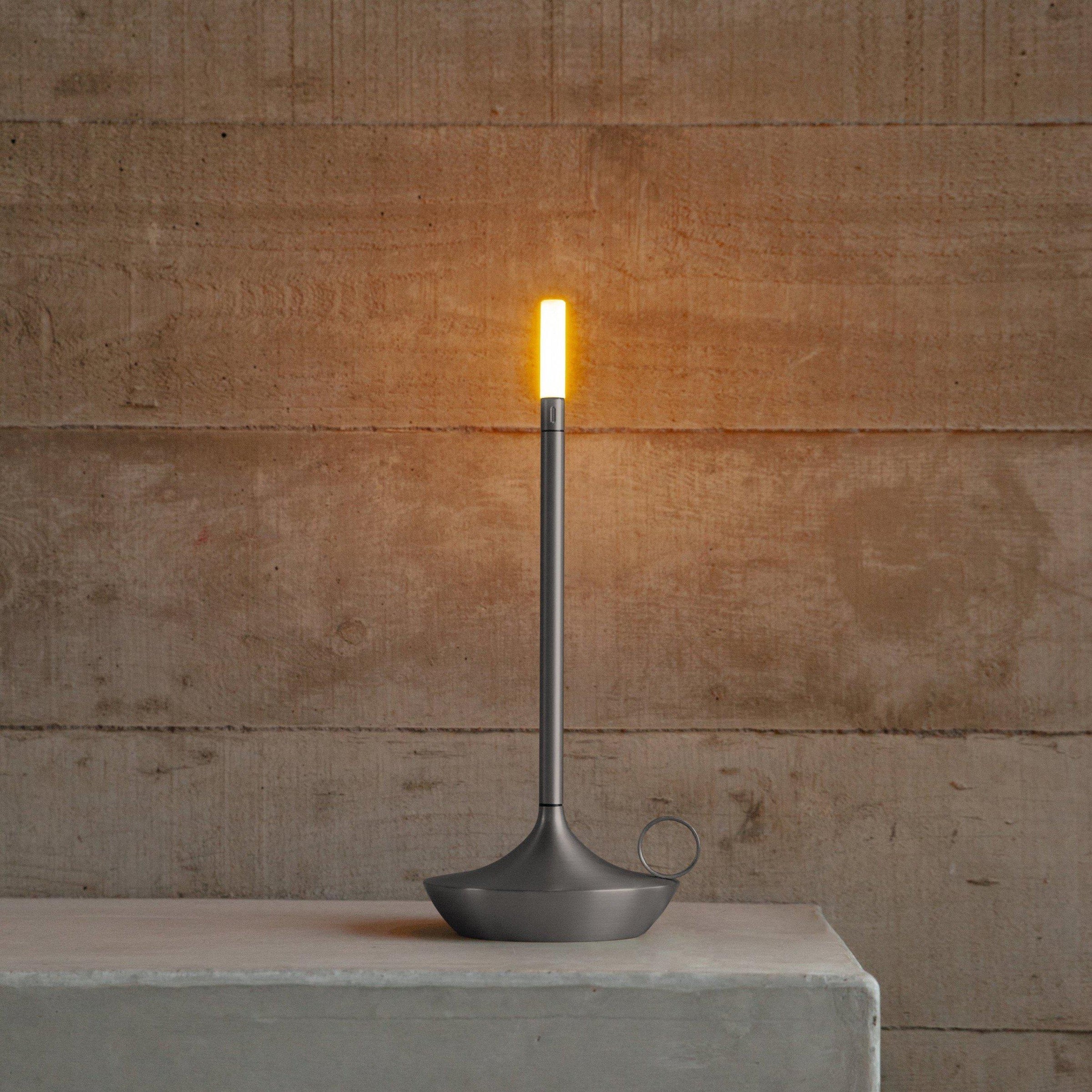 Nordic Candle Hold Light – Minimalistisk skandinavisk bordlampe