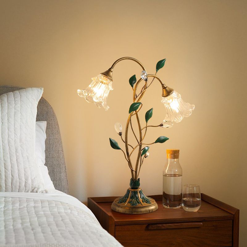 BloomGlow – Floral Table Lamp