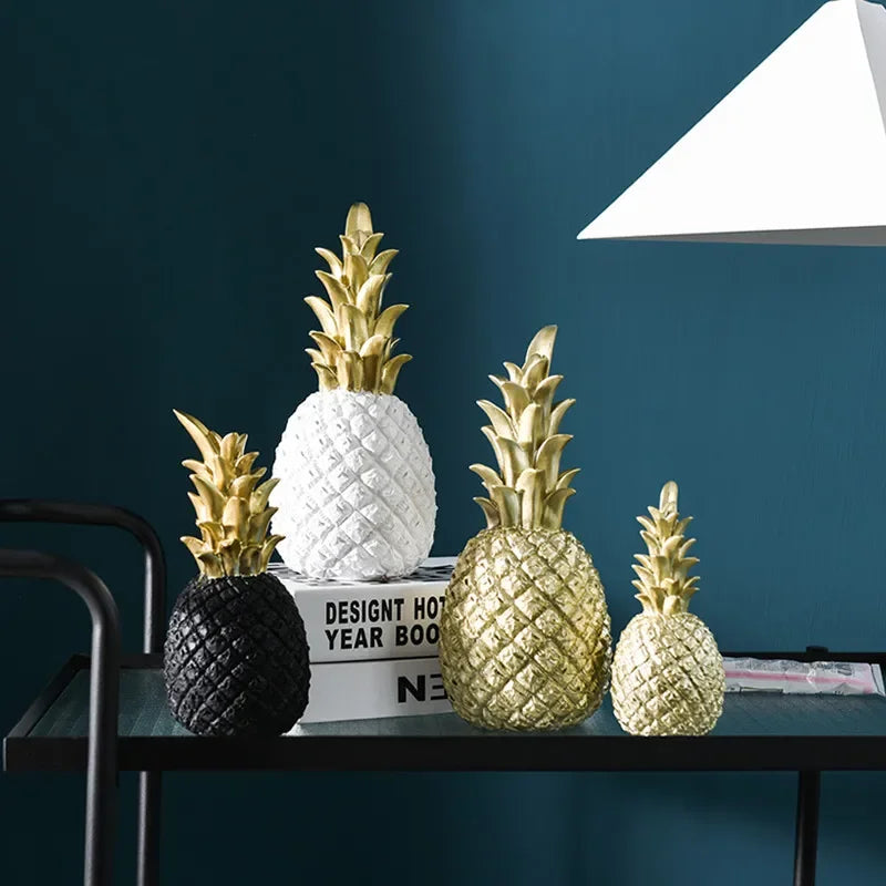 LumiPine - Guld ananas boligindretning