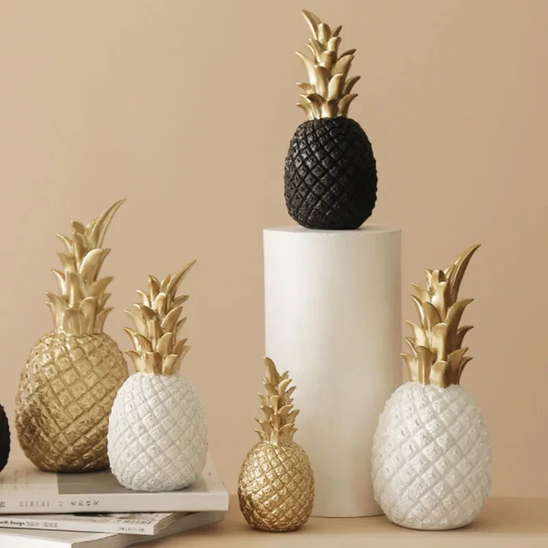 LumiPine - Guld ananas boligindretning