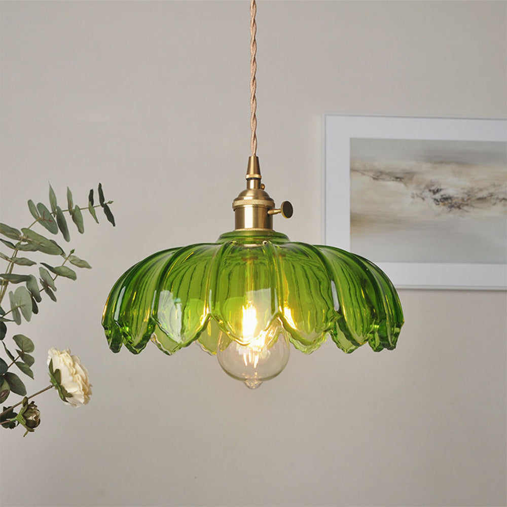 Vintage glaserad blommig hängande lampa