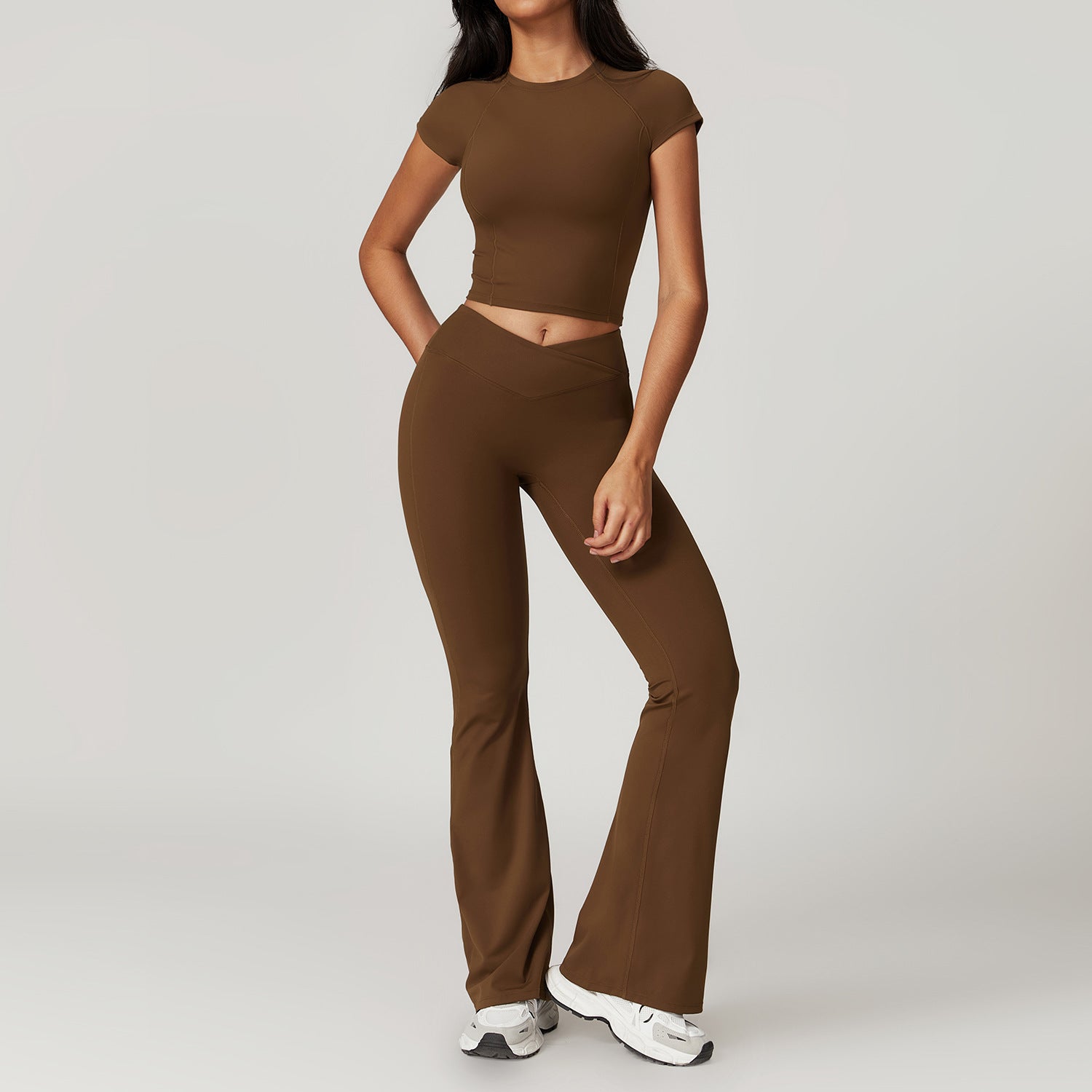 To-delt crop top og flare pant leggings sæt