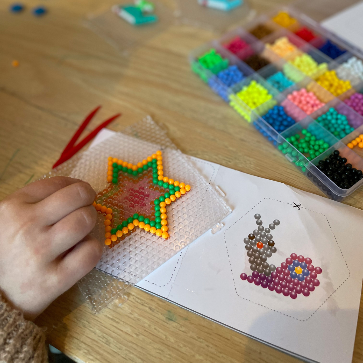 Water Fuse Beads™ - Lag et kunstverk med fine perler - Water Beads