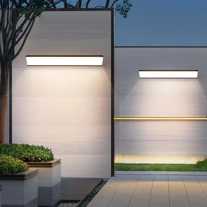 PatioGlow - Lampada da parete a LED impermeabile