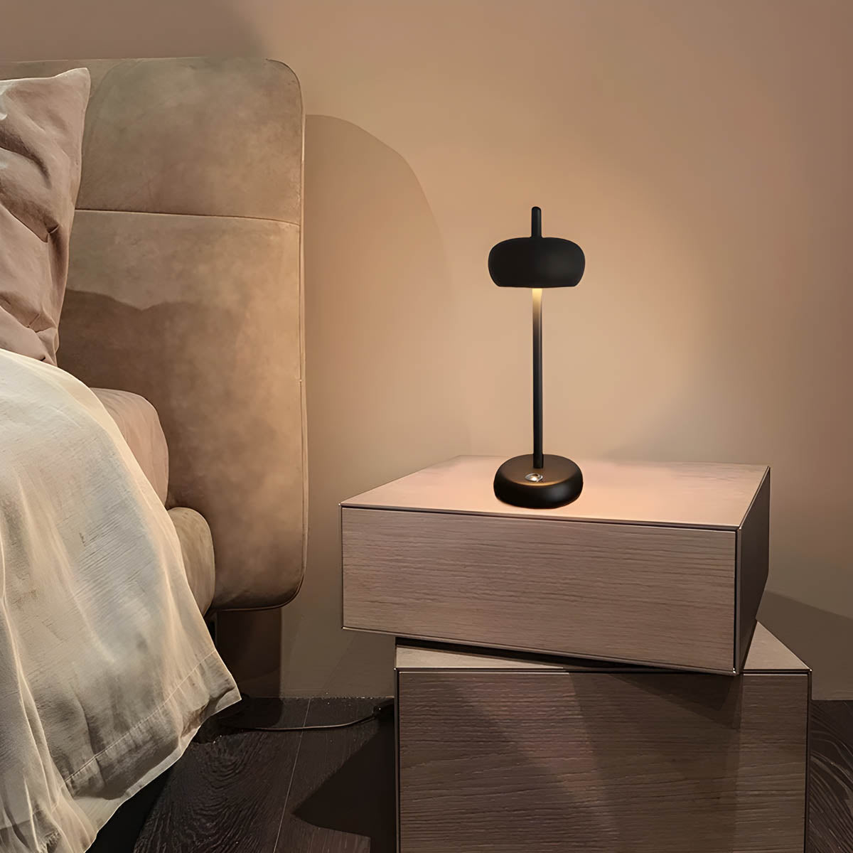 SleekLite - Lampe de table moderne au design élégant et contemporain