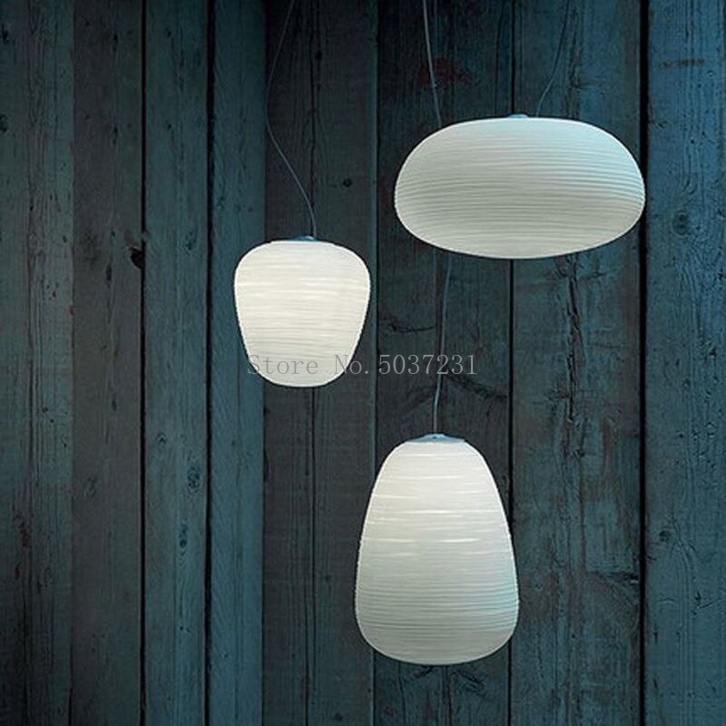 Lampada a sospensione moderna in vetro lattiginoso: illuminazione elegante per i tuoi interni