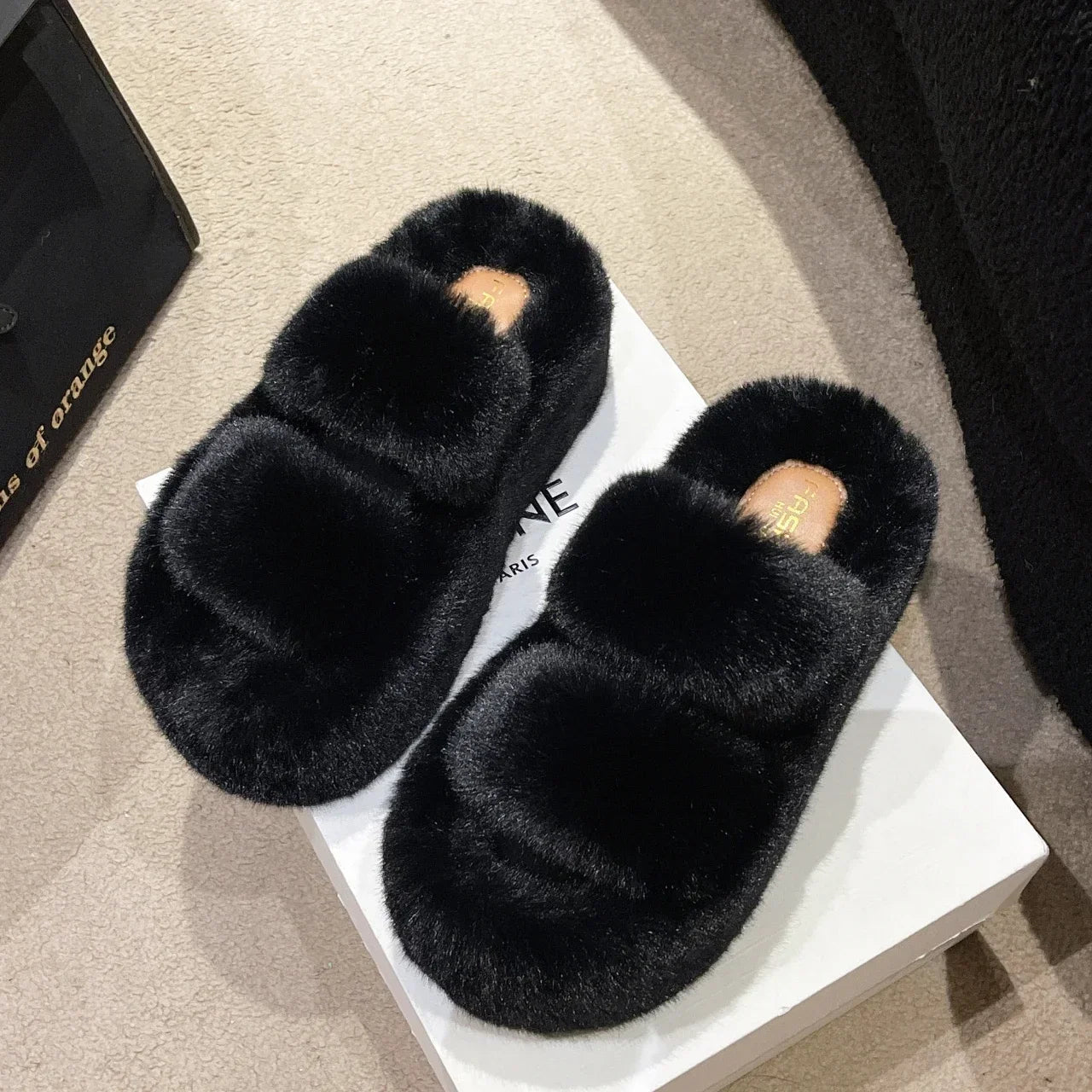 FuzzyElegance - Chaussons souples pour femme