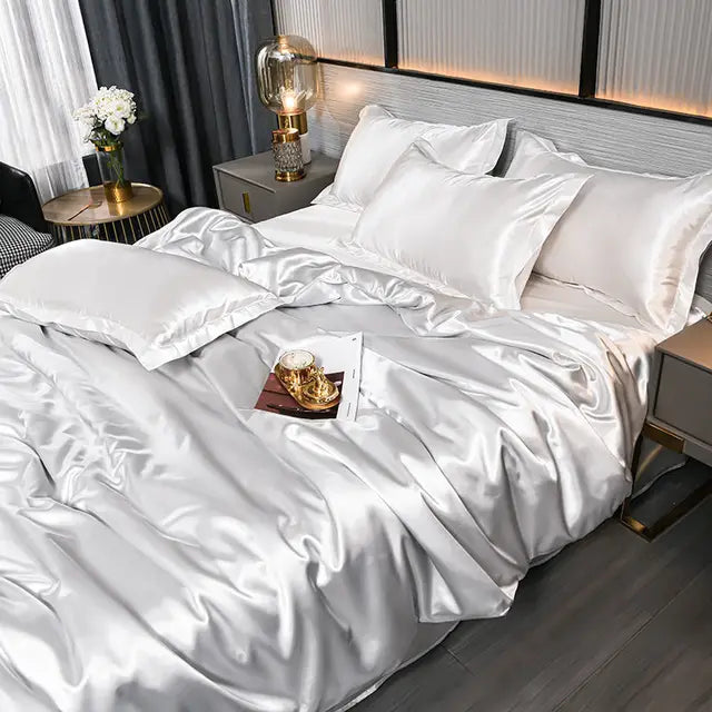 SatinLuxe - Elegant Satin Duvet Cover