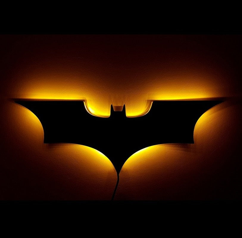 Batman LED-vegglampe med trådløs fjernkontroll og fargeendring