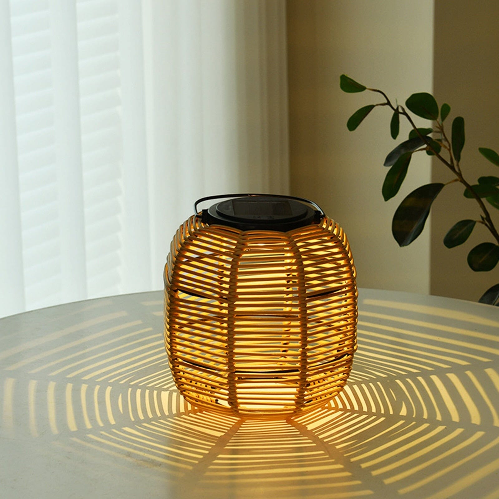 Rattan Yard Lantern Basket