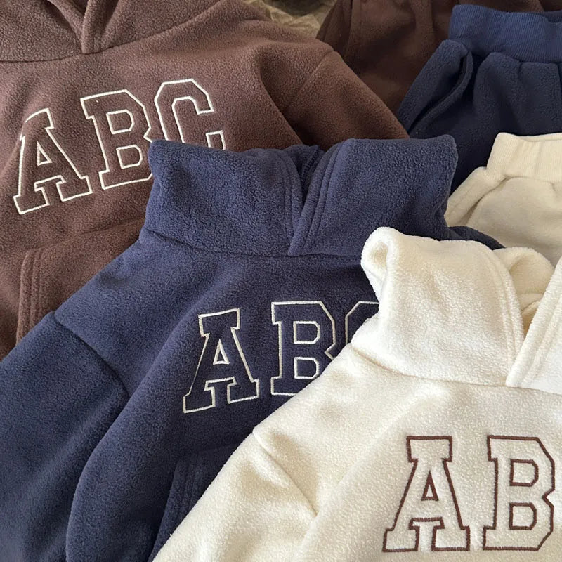 Barnens pälsfodrade ABC-hoodie