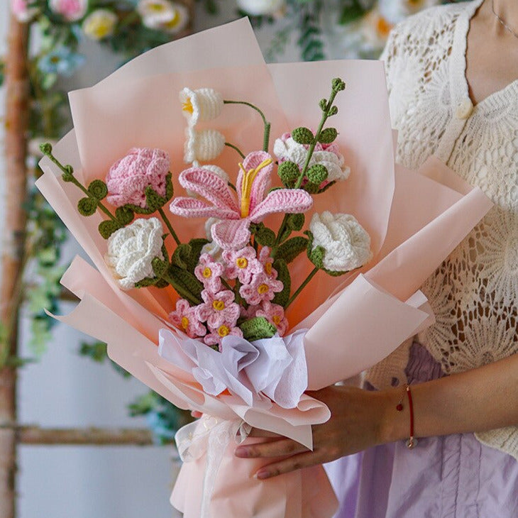 Hæklet blomsterbuket dekoration