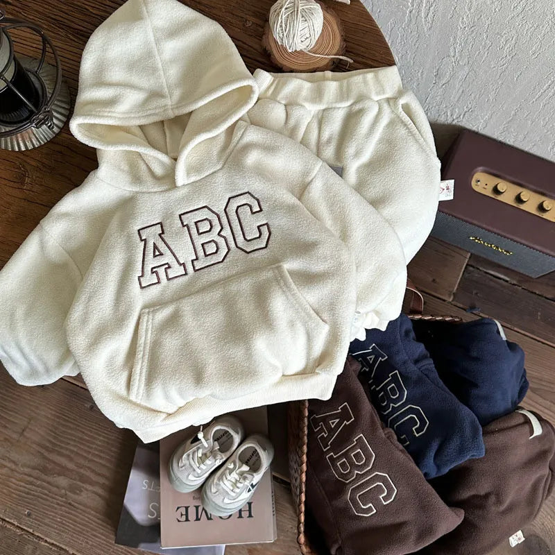 Barnens pälsfodrade ABC-hoodie