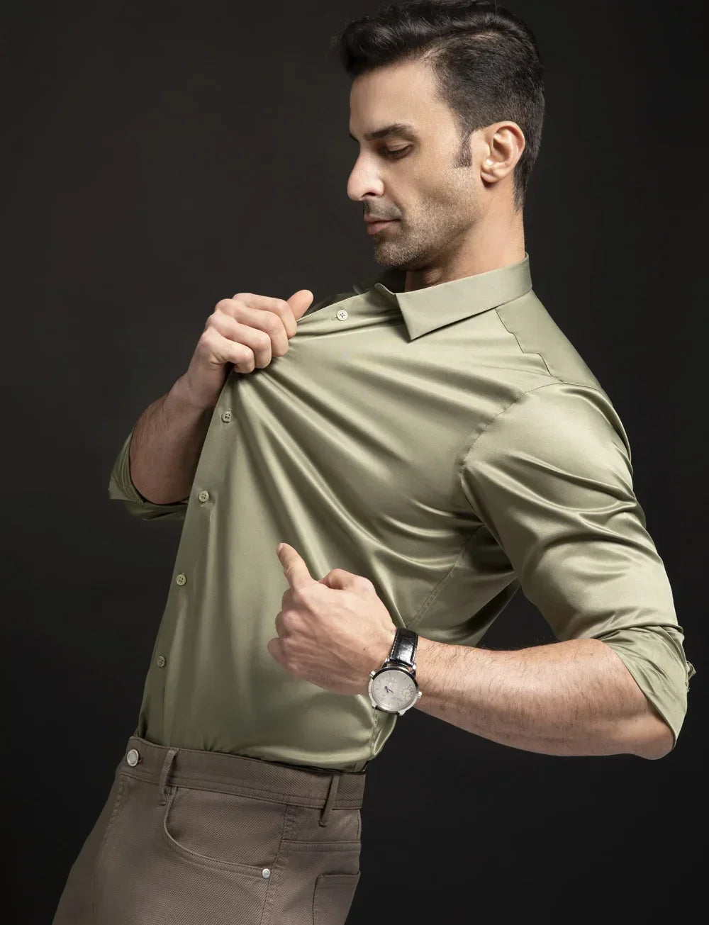 Camisa Clássica Masculina Respirável Confortável e Resistente a Rugas