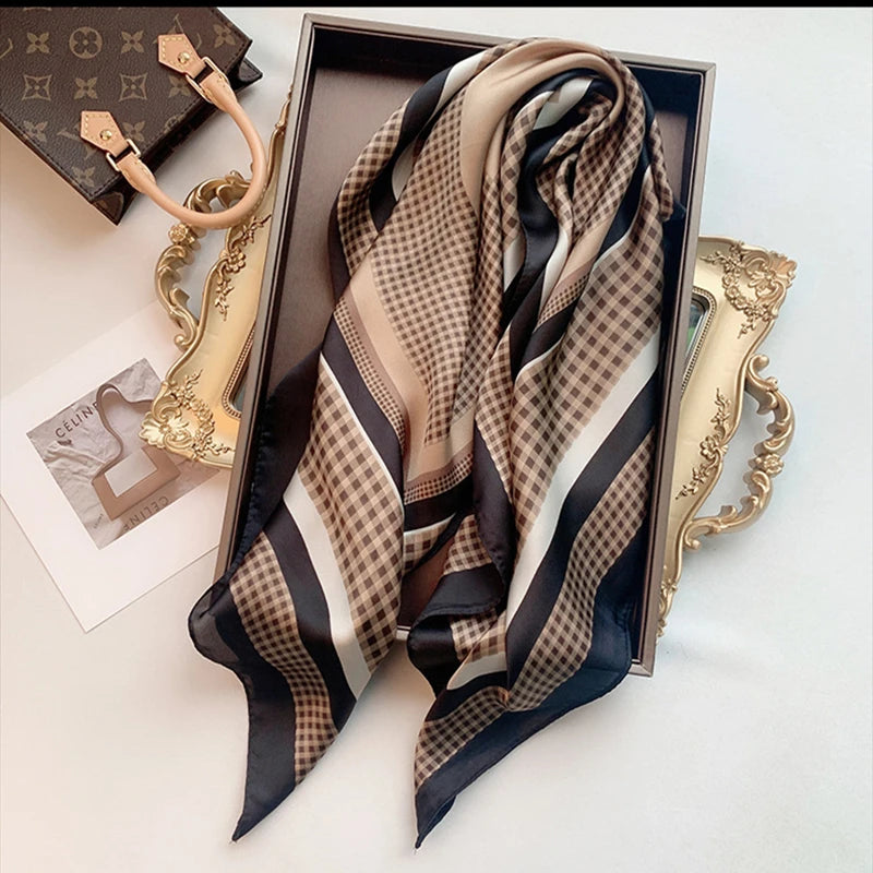 Elara's Luxe Silk Shawl – Fashion Bandana til kvinder