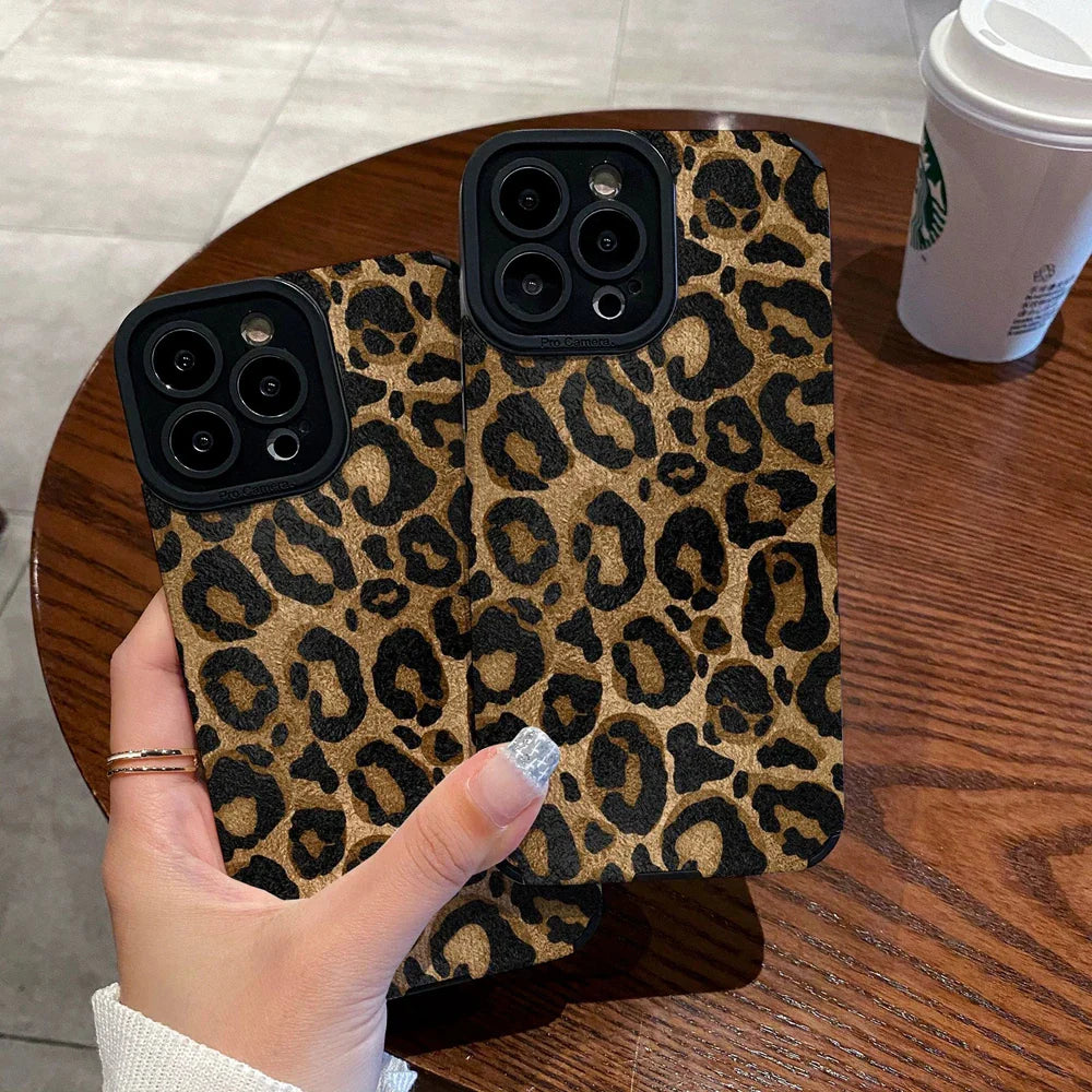 Funda clásica para iPhone con estampado de leopardo