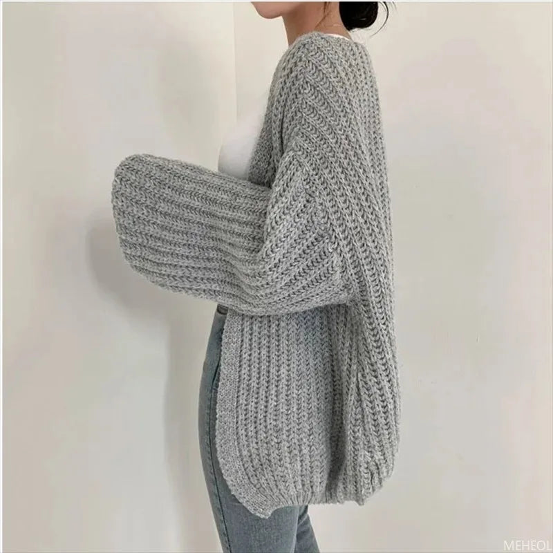 Efterårs strikket cardigan i ensfarvede farver - enkeltradet sweater til kvinder