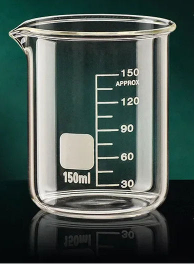 Clara Glass Measuring Cup – Heat-Resistant Borosilicate Beaker for Kitchen Precision