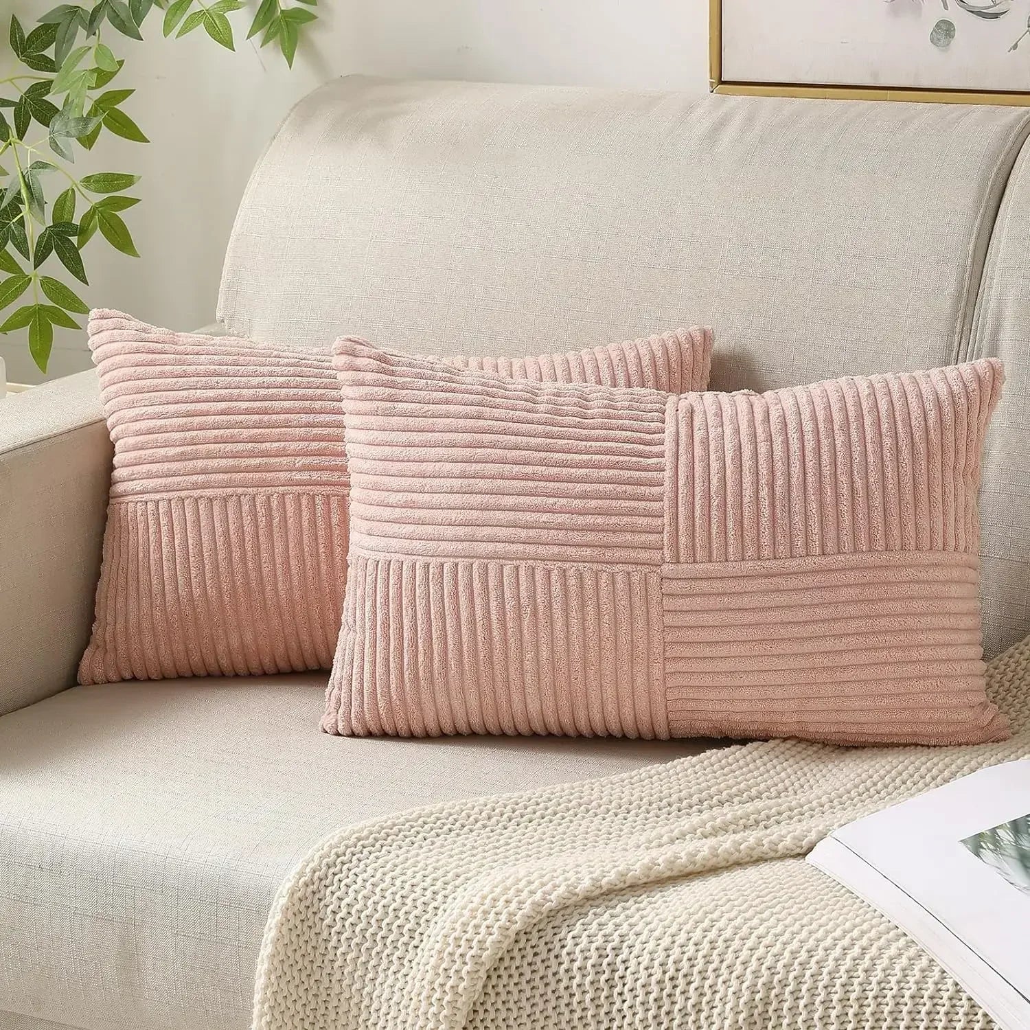 StripePlush – Gestreifter Sofa- und Autokissenbezug aus Cord