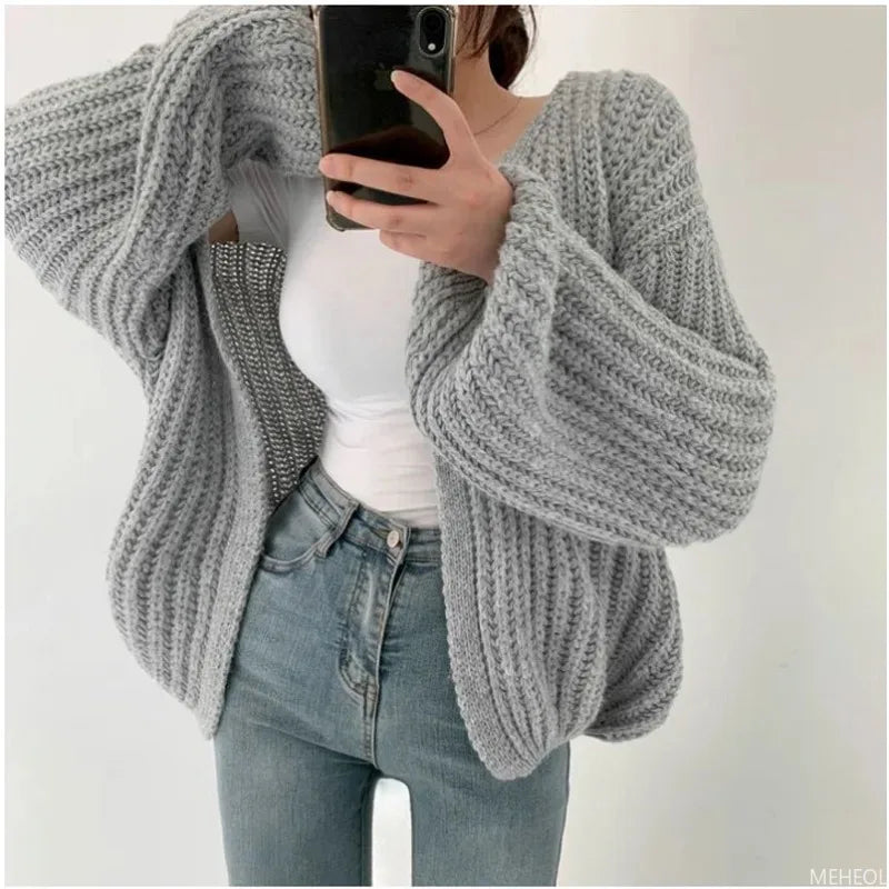 Einfarbiger Herbststrick-Cardigan – einreihiger Damenpullover